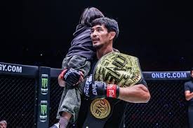 CBA冷门一夜！广东被3分压哨绝杀，广厦22分惨败，黑马冲上榜首