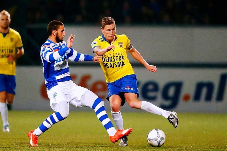 来自主场作 来自主场作