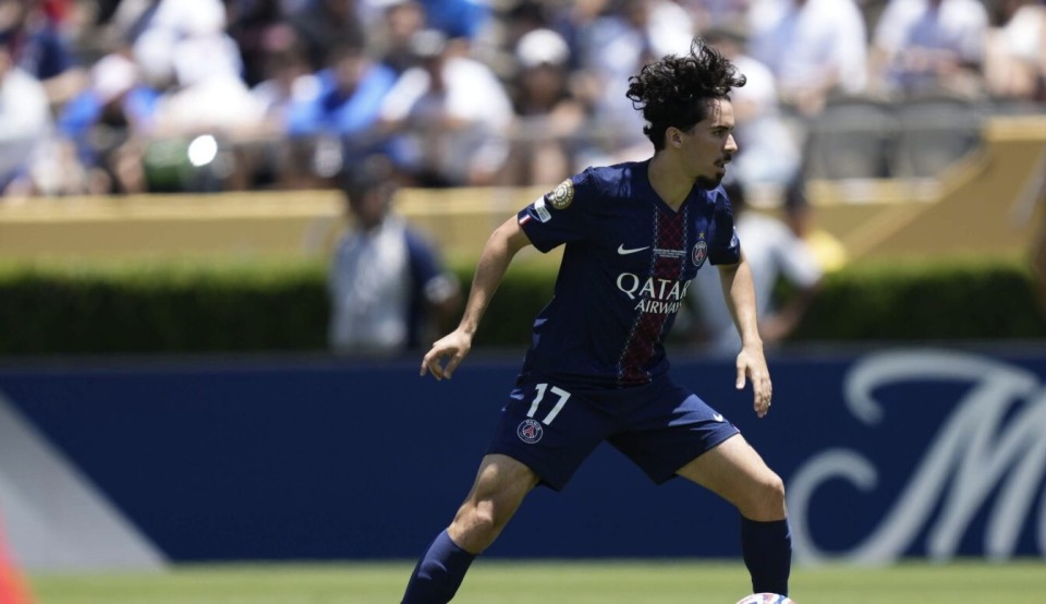 他的冷静与 他的冷静与