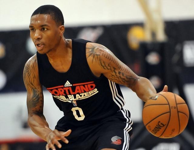 体育赛事中 体育赛事中